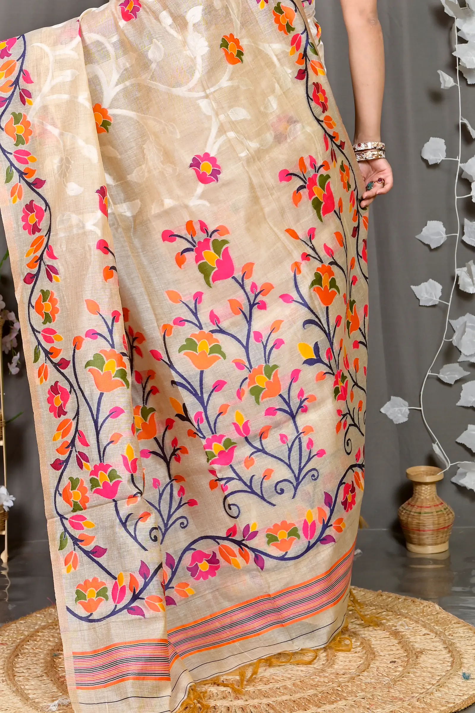 Cream Cotton Silk Parmix Hand Loom Saree (392)